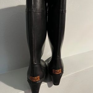 Michael Kors Tall wedge duck boots